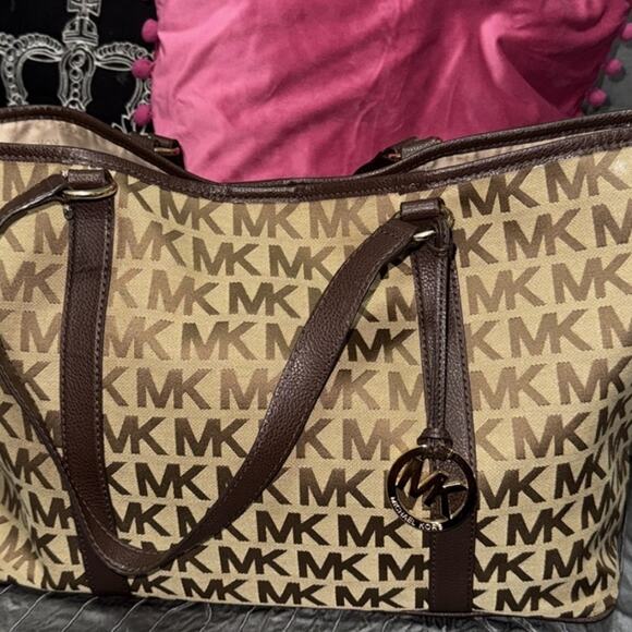 Michael Kors MK Monogram Signature Logo Brown Tan Large Tote Shoulder Bag - Picture 1 of 8